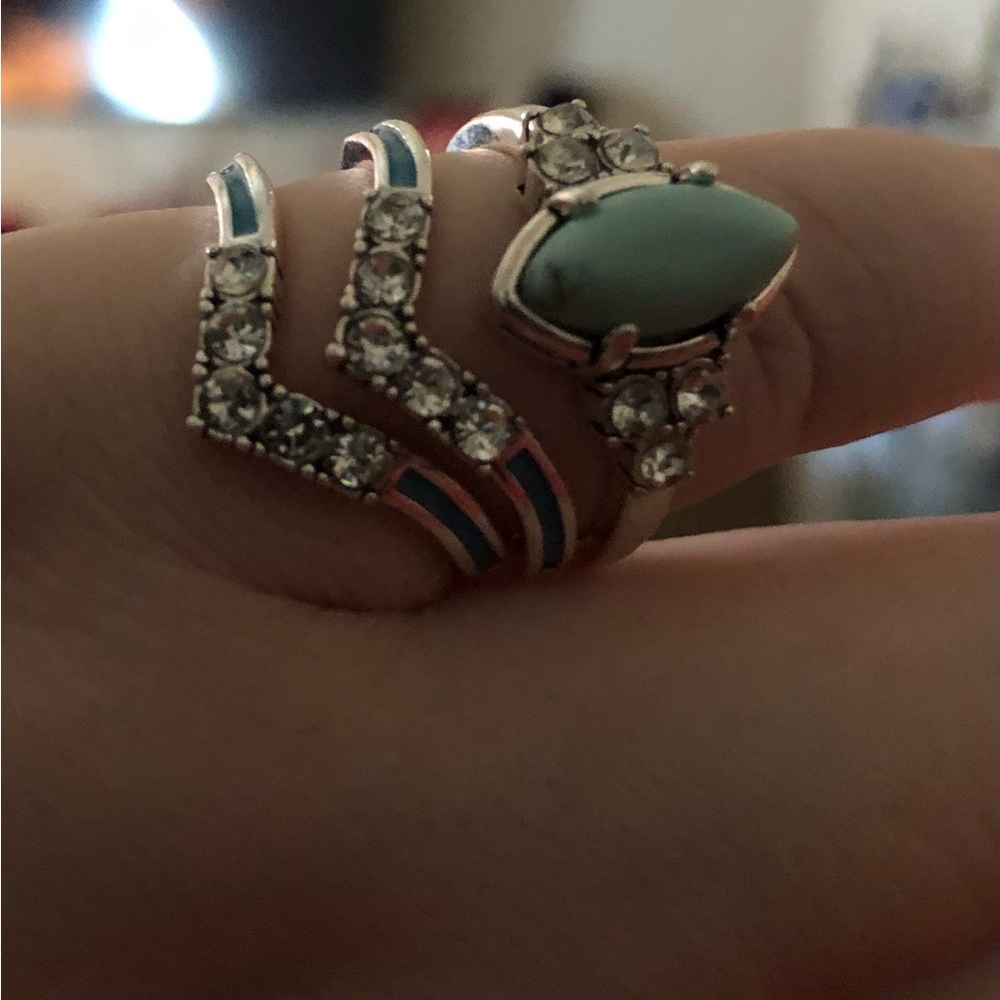 Women’s ring - Picture 2 of 3